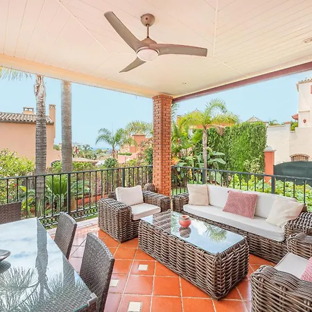 Pareado Relax Villa Marbella