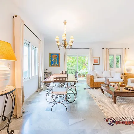 Pareado Relax Villa *