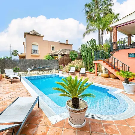 Pareado Relax Villa *