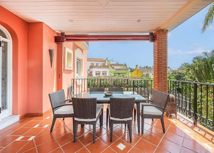 Pareado Relax 빌라 마르베야